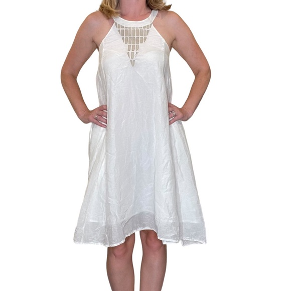 Makage Dress - Picture 3 of 11